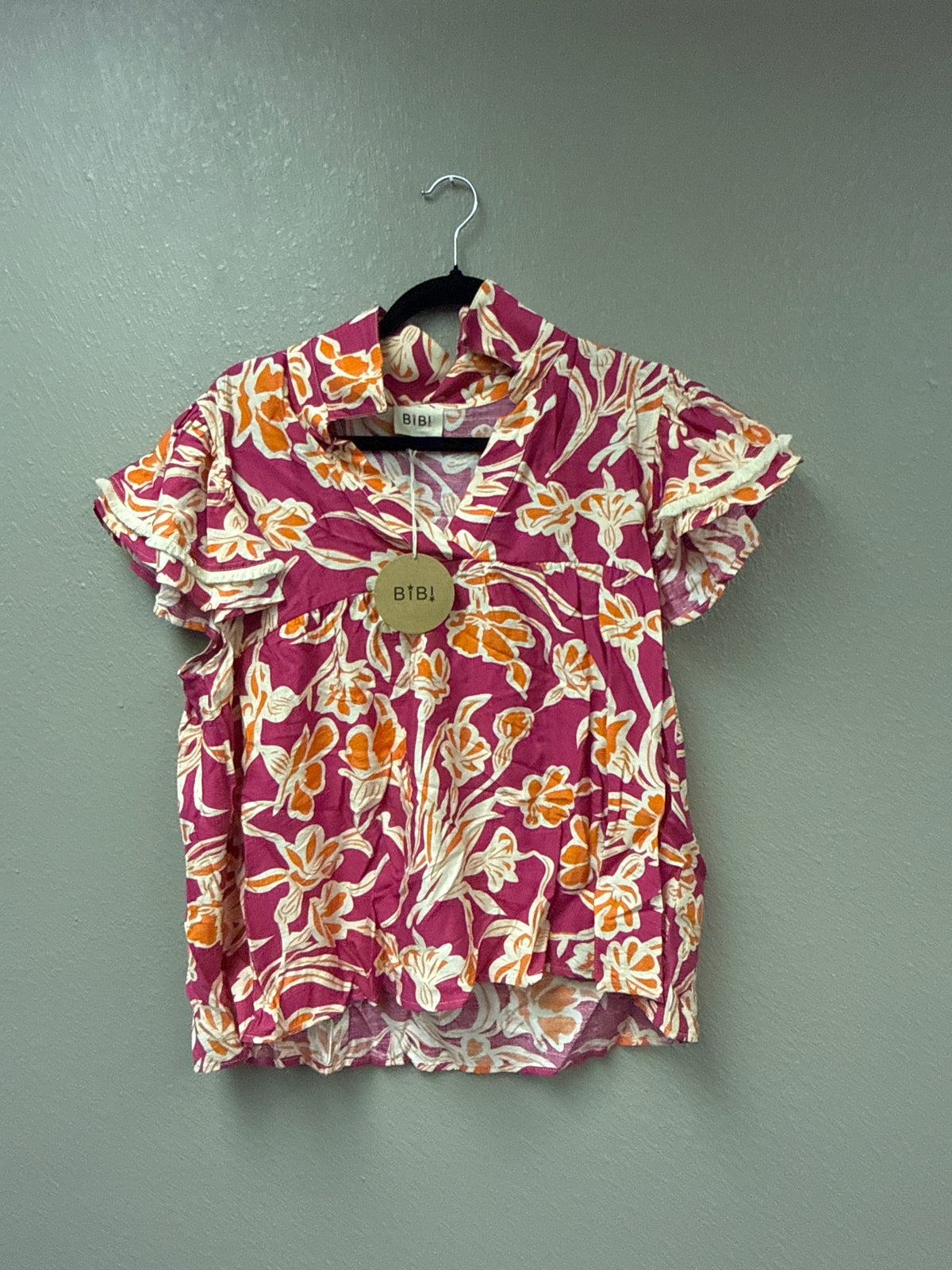 Pink flower ruffle sleeve top